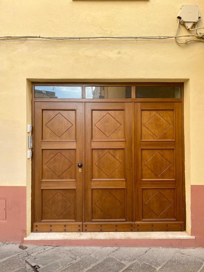 Sassari-Centro Elegante Appartamento Con Wifi E Netflix 外观 照片